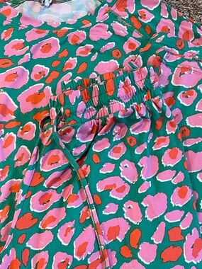 Mary Square Pajamas Set Size Medium Bright green pink